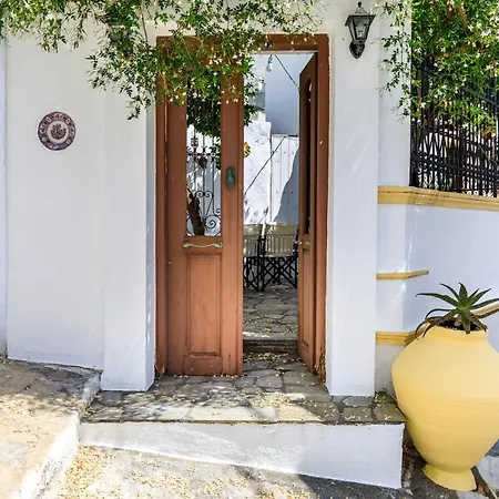 The Lofthouse At Città di Skopelos