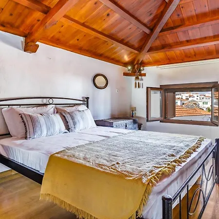 The Lofthouse At Appartamento Città di Skopelos